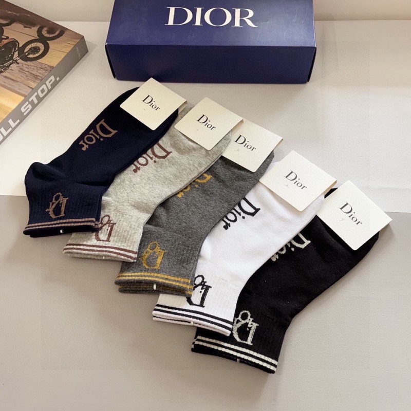 DIOR